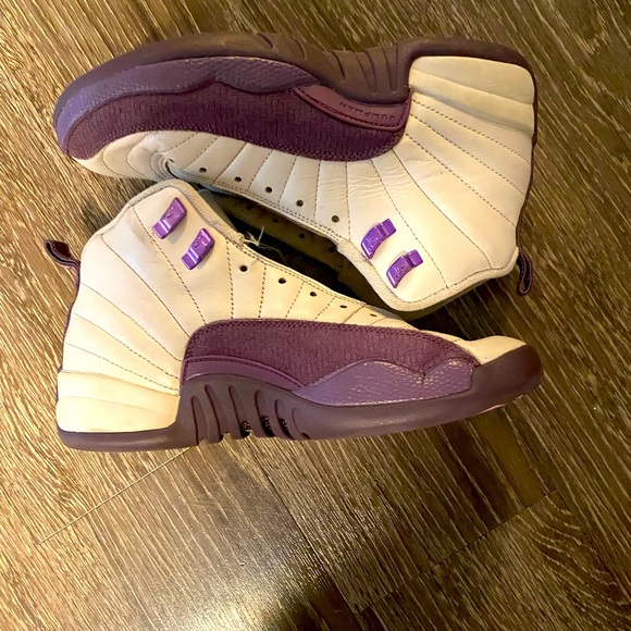 Jordan 12 Desert Sand Purple GS) Air Jordan 12 Retro 'Pro Purple